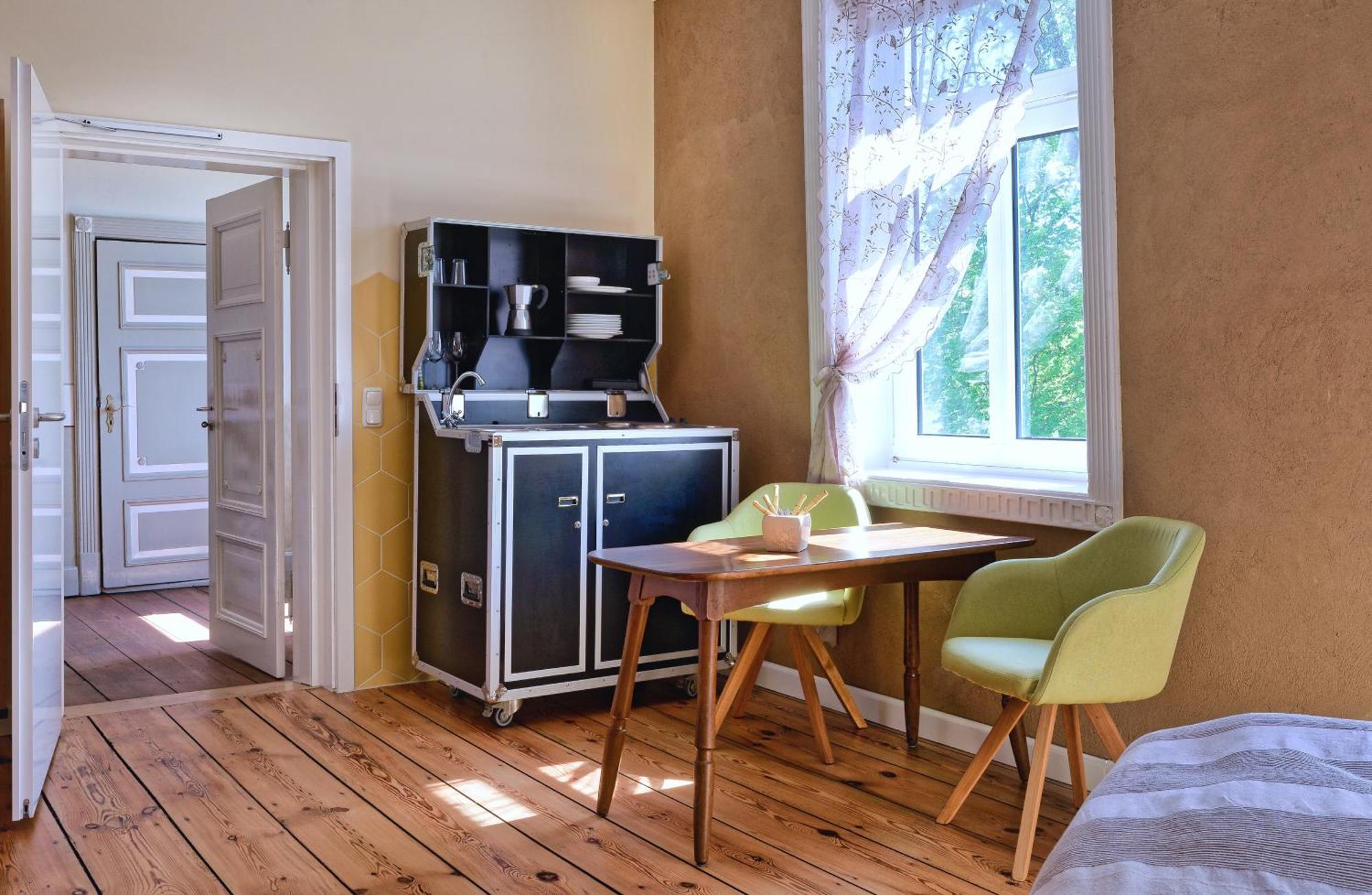 Gut Gross Zecher - Ferienzimmer Seedorf  Eksteriør billede